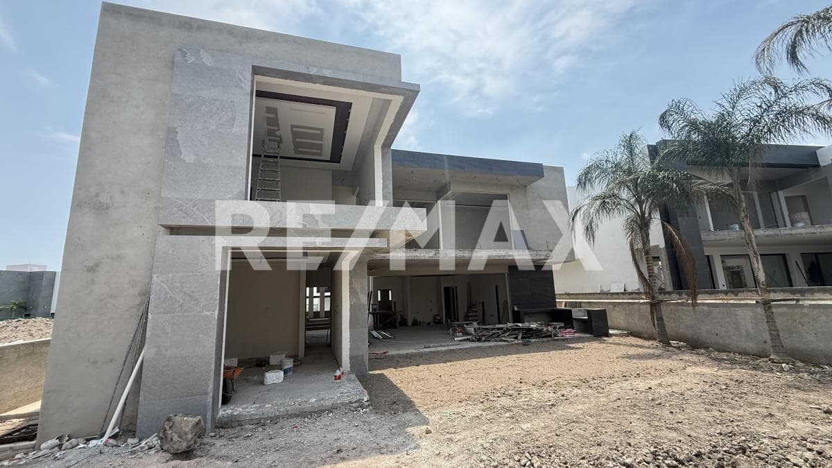 House for Sale in Morelos, Lomas de Cocoyoc