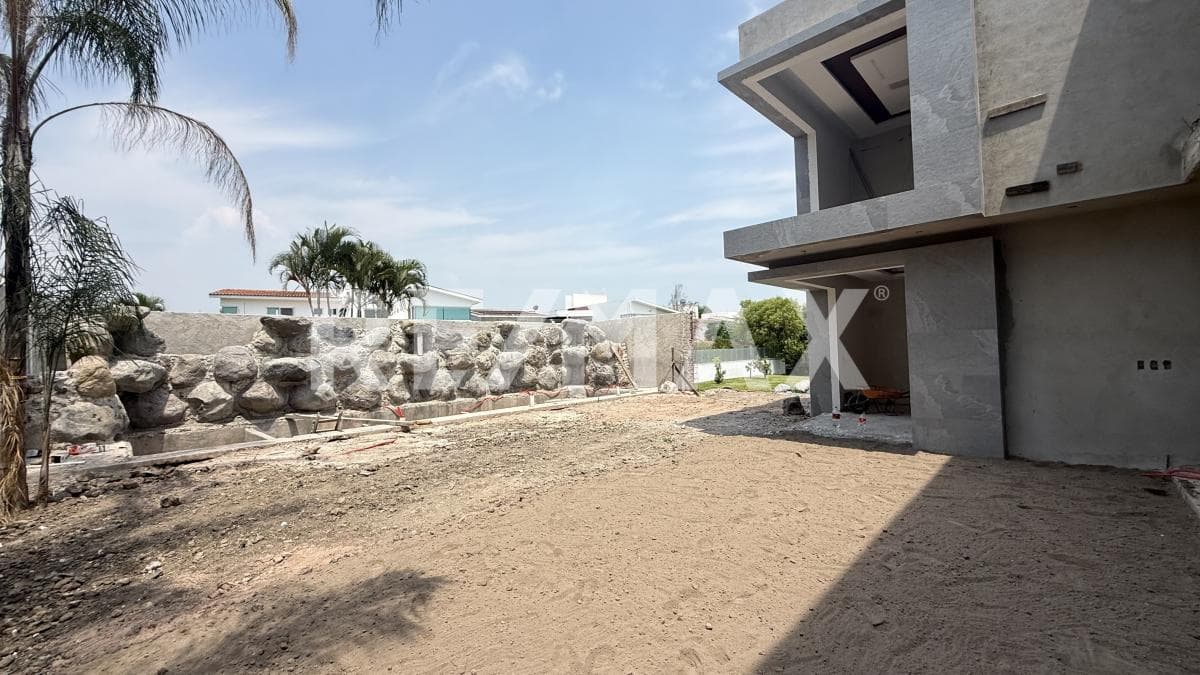 House for Sale in Morelos, Lomas de Cocoyoc