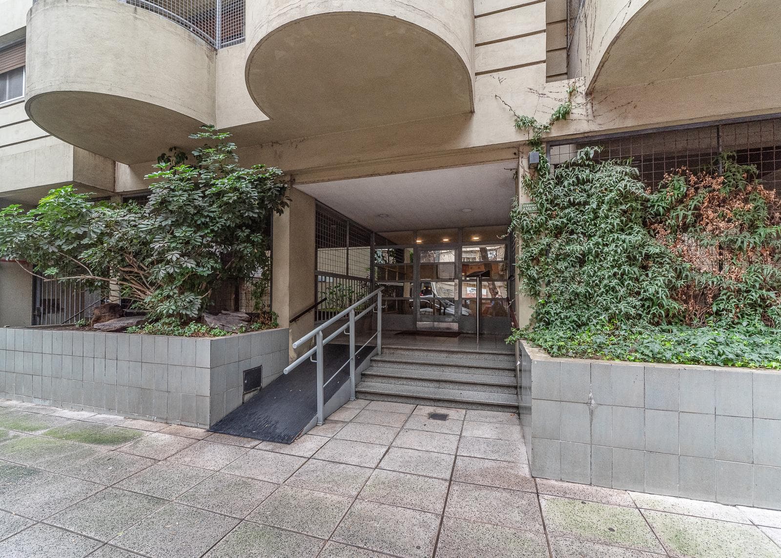 APARTMENT FOR SALE IN PALERMO: ONE-BEDROOM, WITH PARKING SPACE