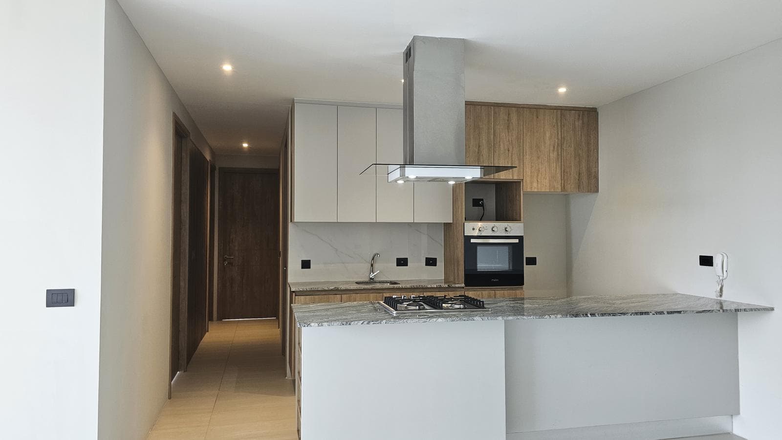 Apartment for rent, Col. Ladron de Guevara, Guadalajara, Jalisco.