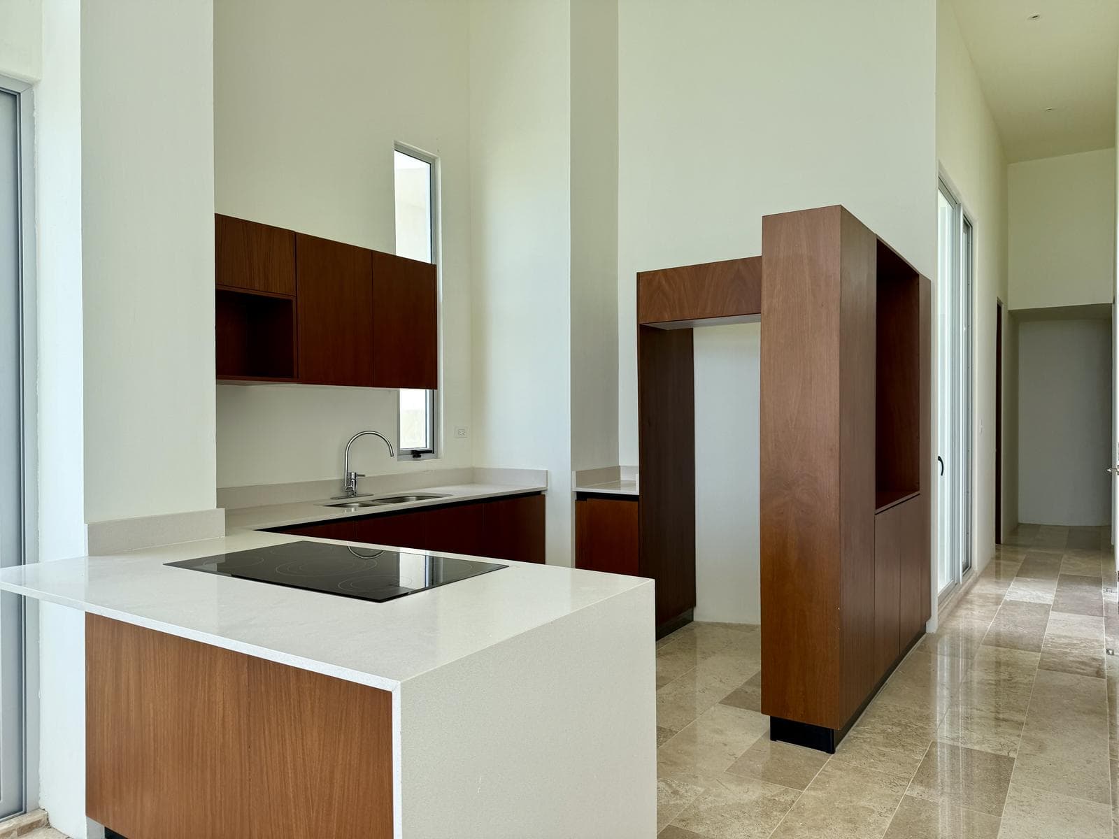 DEPARTAMENTO EN VENTA FRENTE AL MAR 3 RECÁMARAS, DOBLE ALTURA A ESTRENAR EN TELCHAC PUERTO