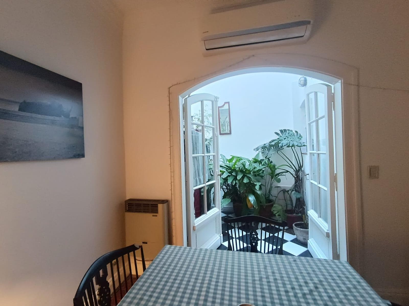 3-room apartment facing the street in Núñez — a classic, high-end home with a patio