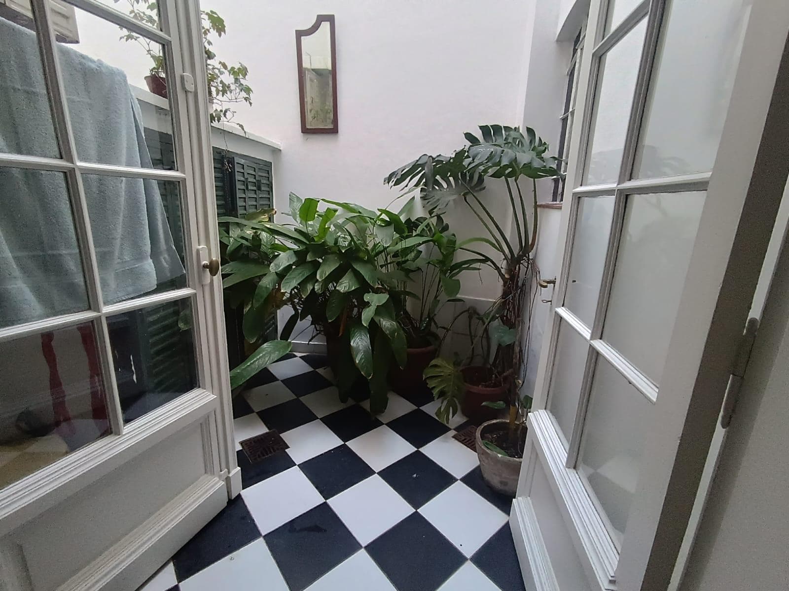 3-room apartment facing the street in Núñez — a classic, high-end home with a patio