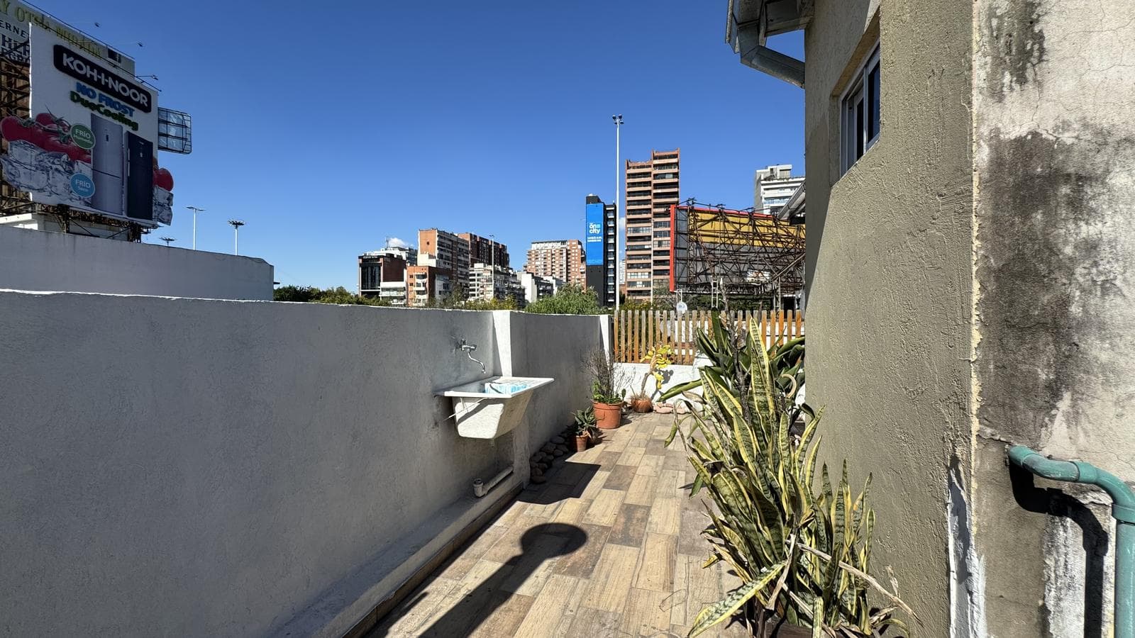 4-room penthouse with a terrace for sale in Vicente López