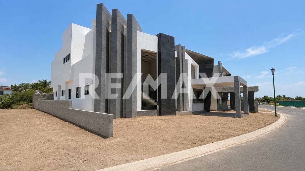 House for Sale in Morelos, Lomas de Cocoyoc