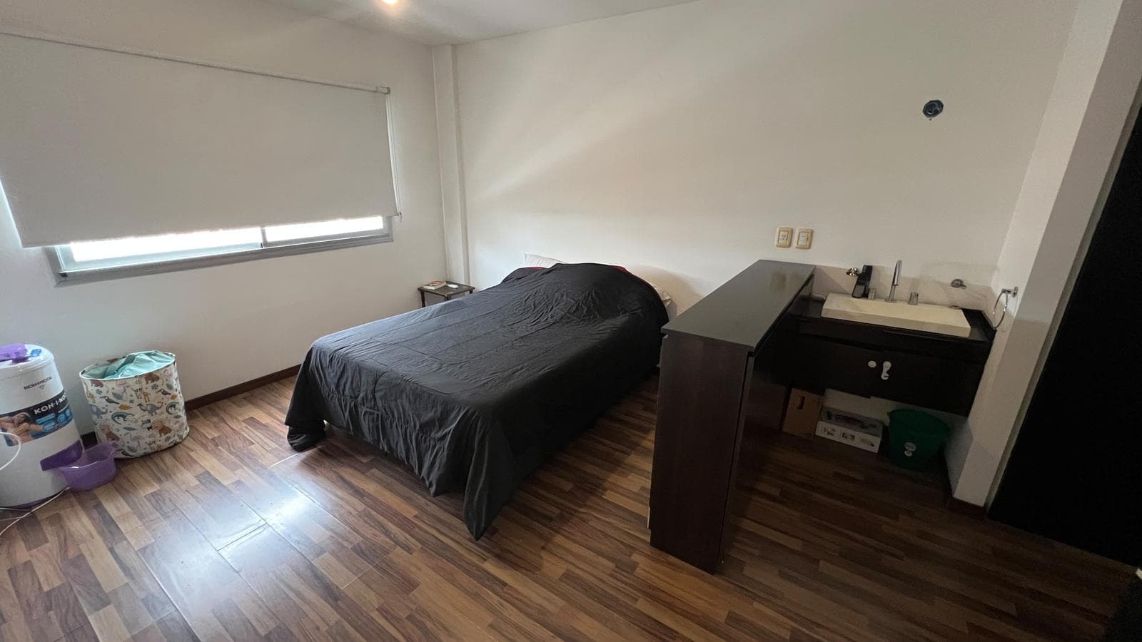 3-room apartment for sale with full amenities in Haedo, just 2 blocks from the station!