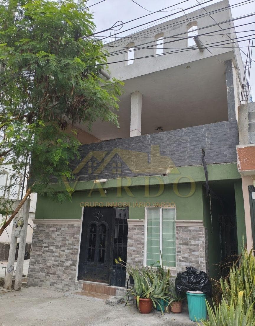 House for Sale. Col. 2 Rios in Guadalupe, Nuevo León