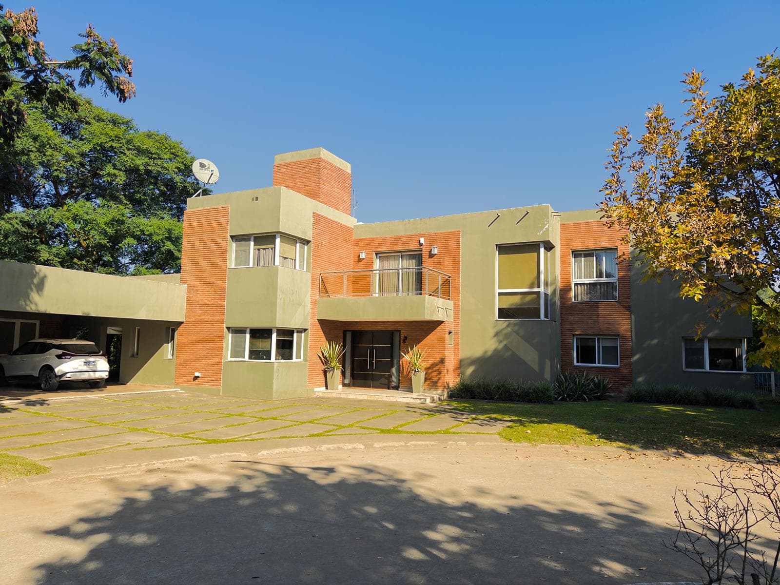 House in Yerba Buena