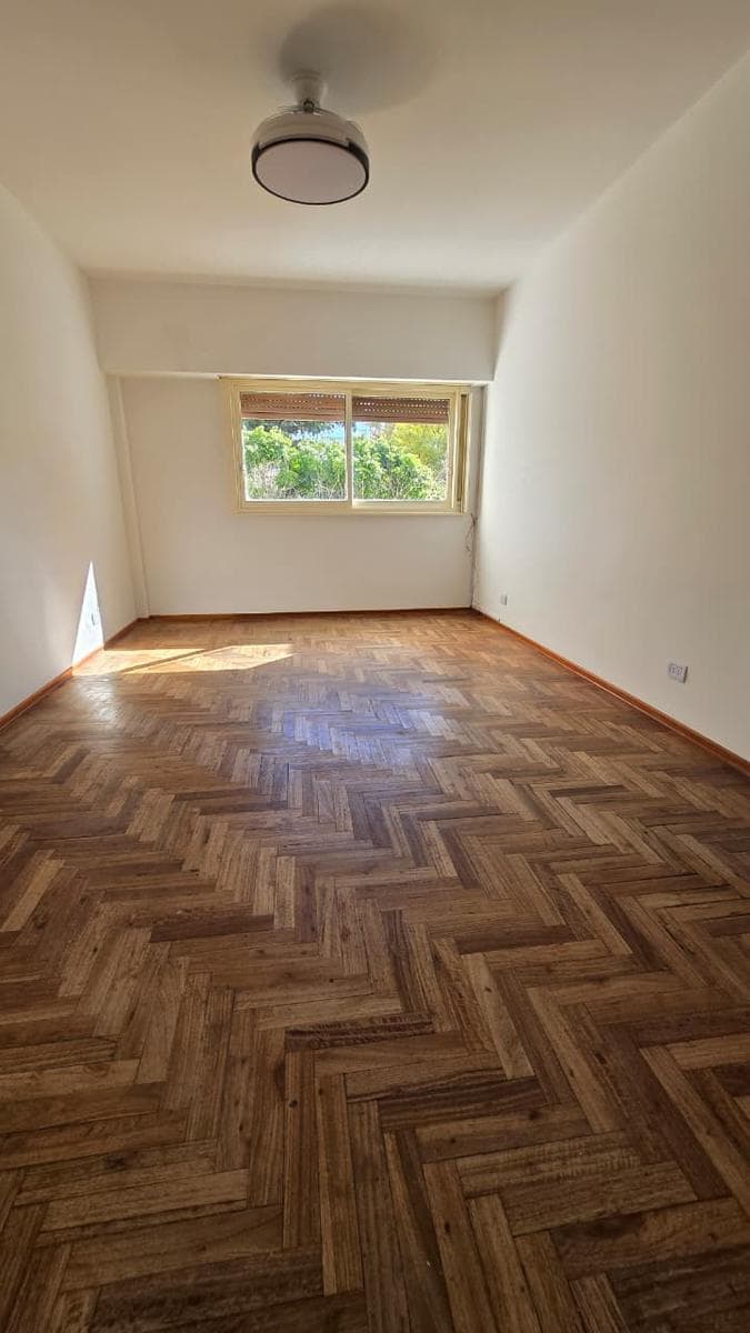 Impeccable and Bright 2-Room Apartment for Rent in Olivos