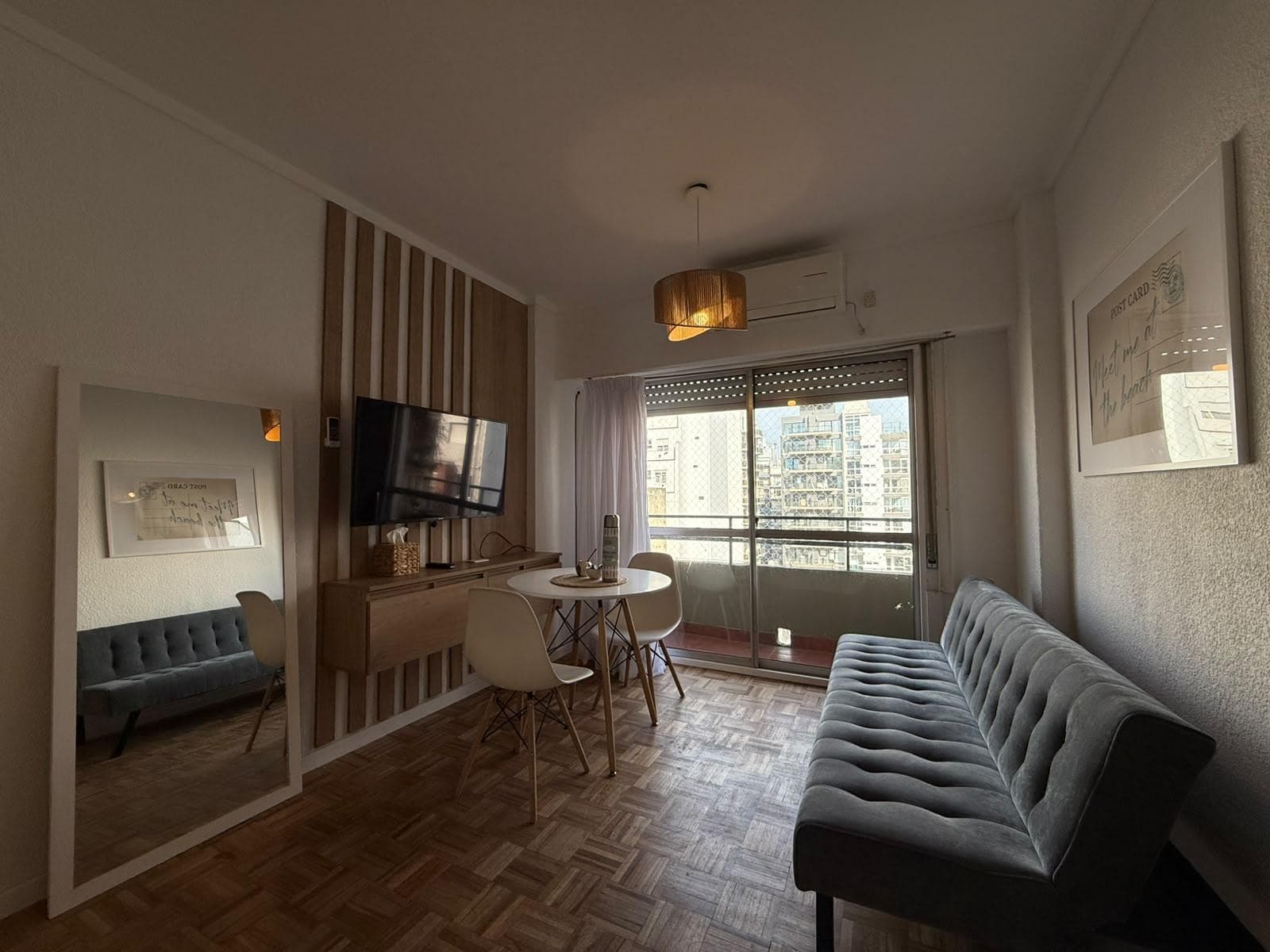 1-Bedroom Apartment with a Balcony Facing the Street - Unobstructed View