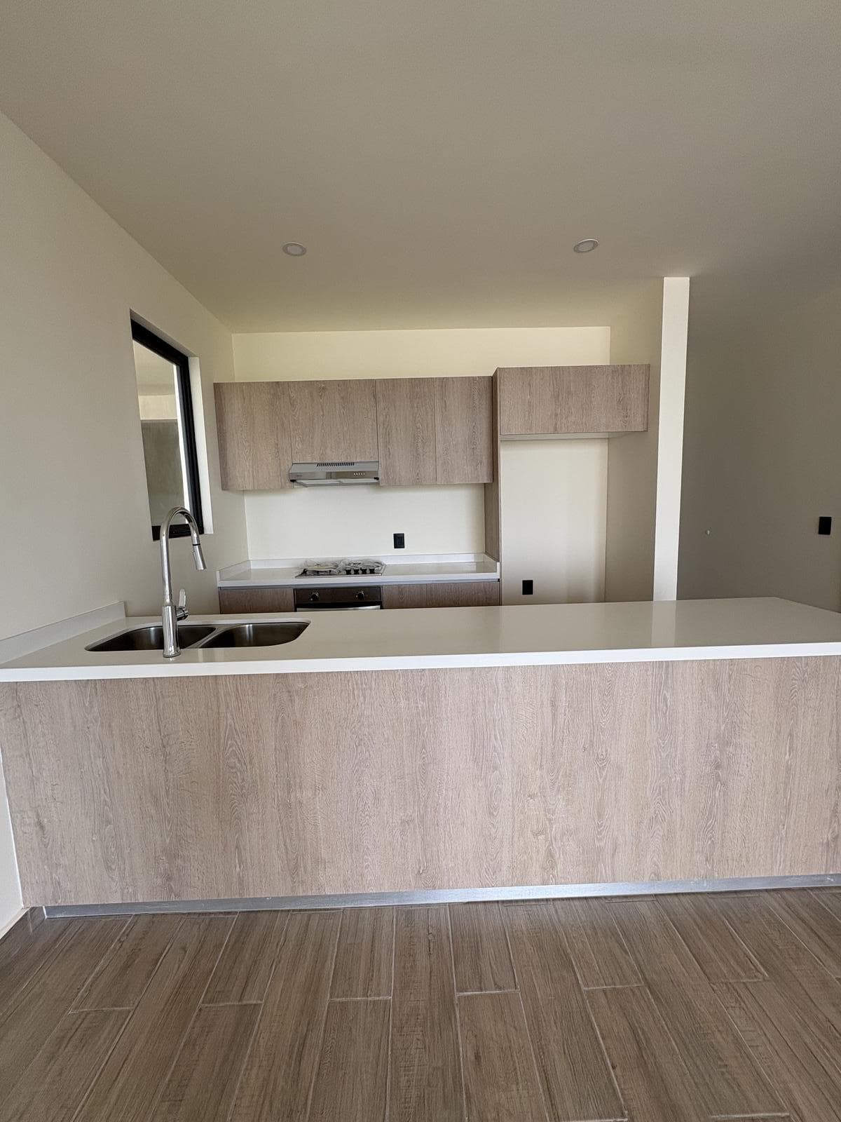 Apartment in Superblock 313