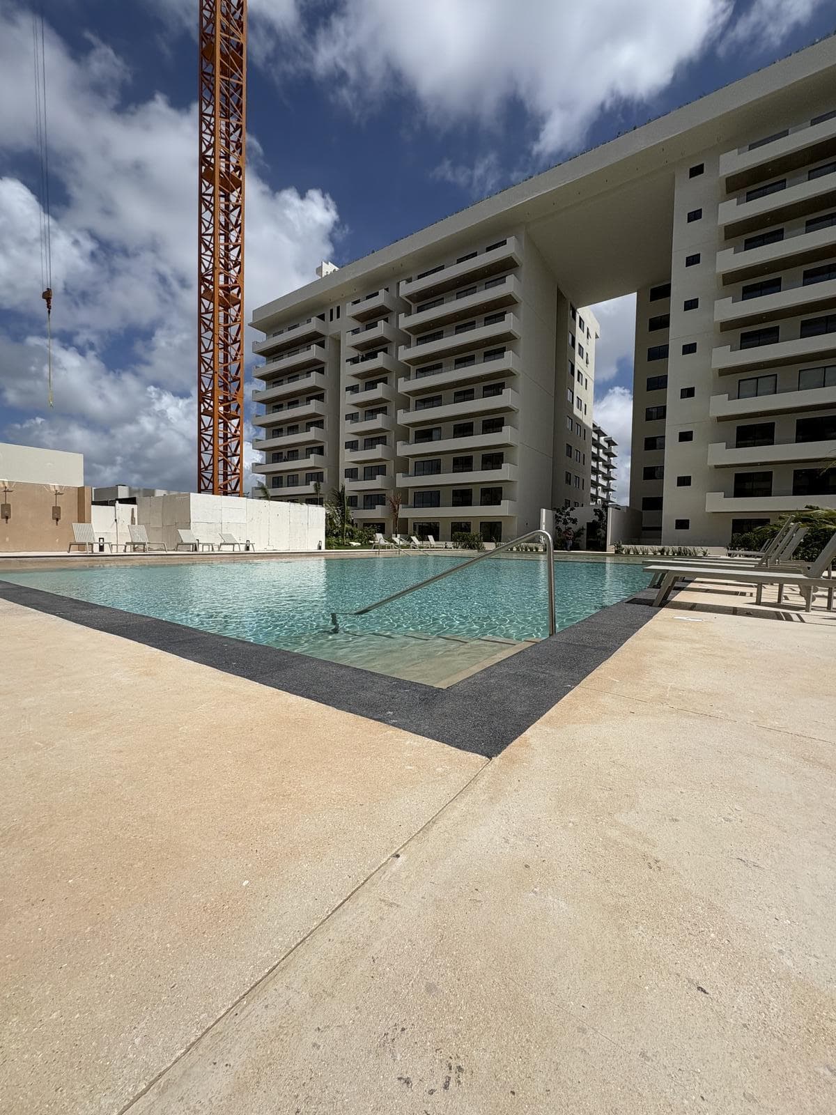 Apartment in Superblock 313