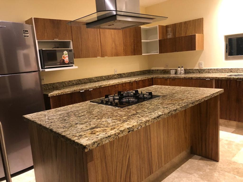 CASA EN RENTA DE 3 REC CON ALBERCA PRIVADA - EXCLUSIVIDAD Y PRIVACIDAD EN PLAYACAR- PLAYA DEL CARMEN