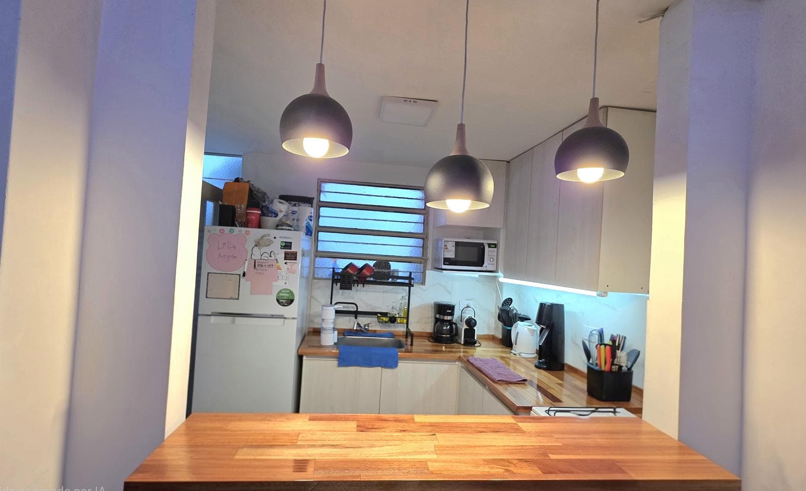 LLAVALLOL 2258: Ground-floor unit facing the street, 3 bedrooms, patio, and terrace with barbecue area