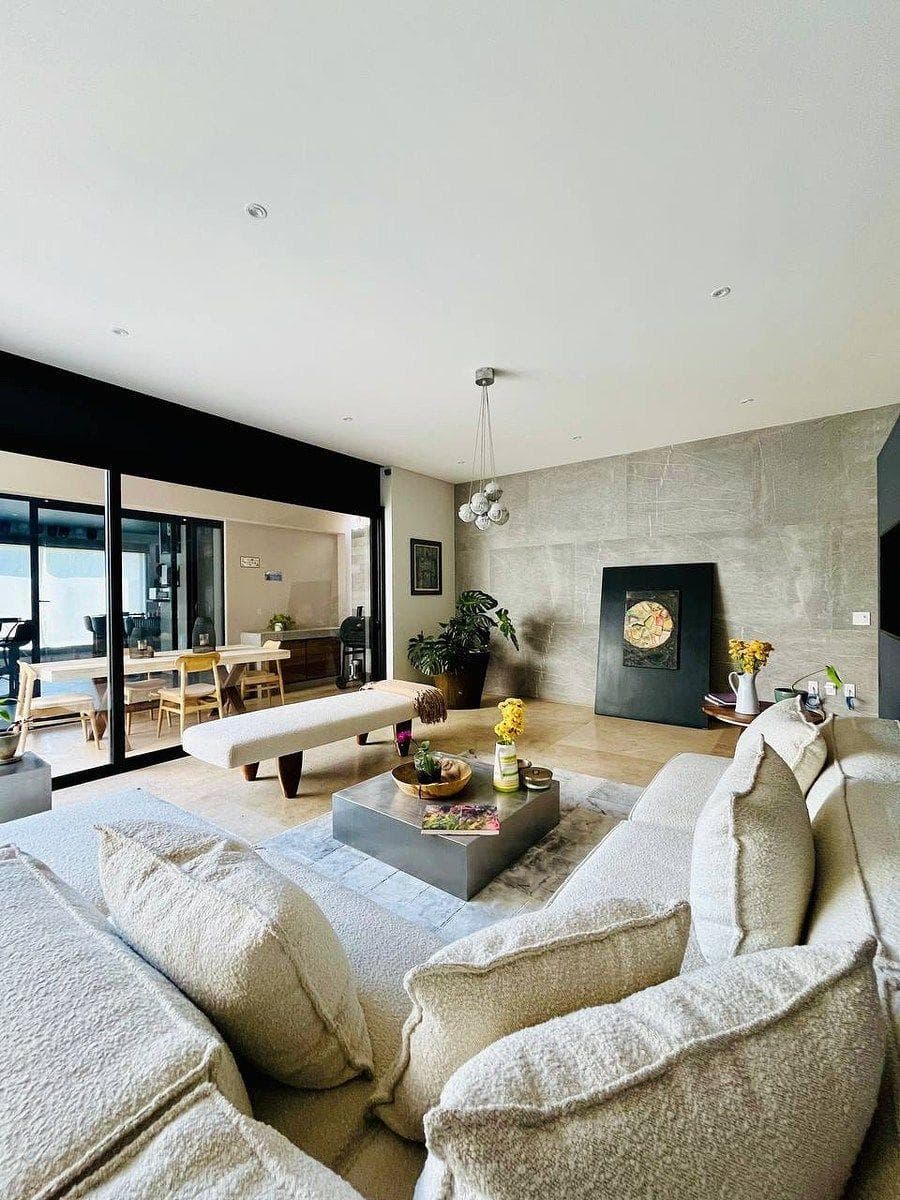 SUPER APARTMENT IN ALTOZANO