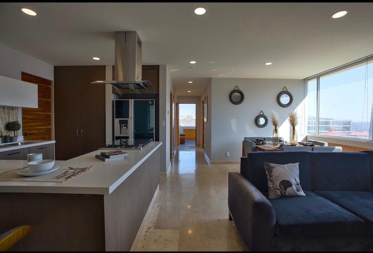Luxury Apartment in Montebello Milenio