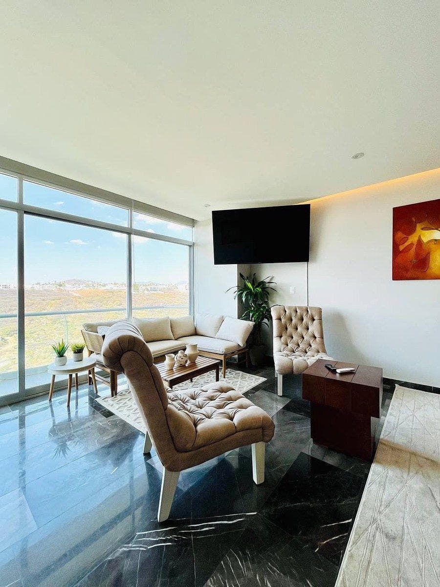 AMAZING APARTMENT IN JURIQUILLA WISE LIVING