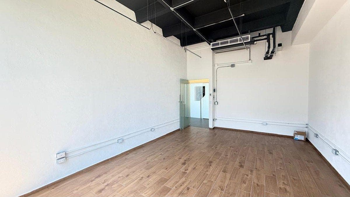 CORPORATE OFFICE AT JURICA LEVEL ANTEA