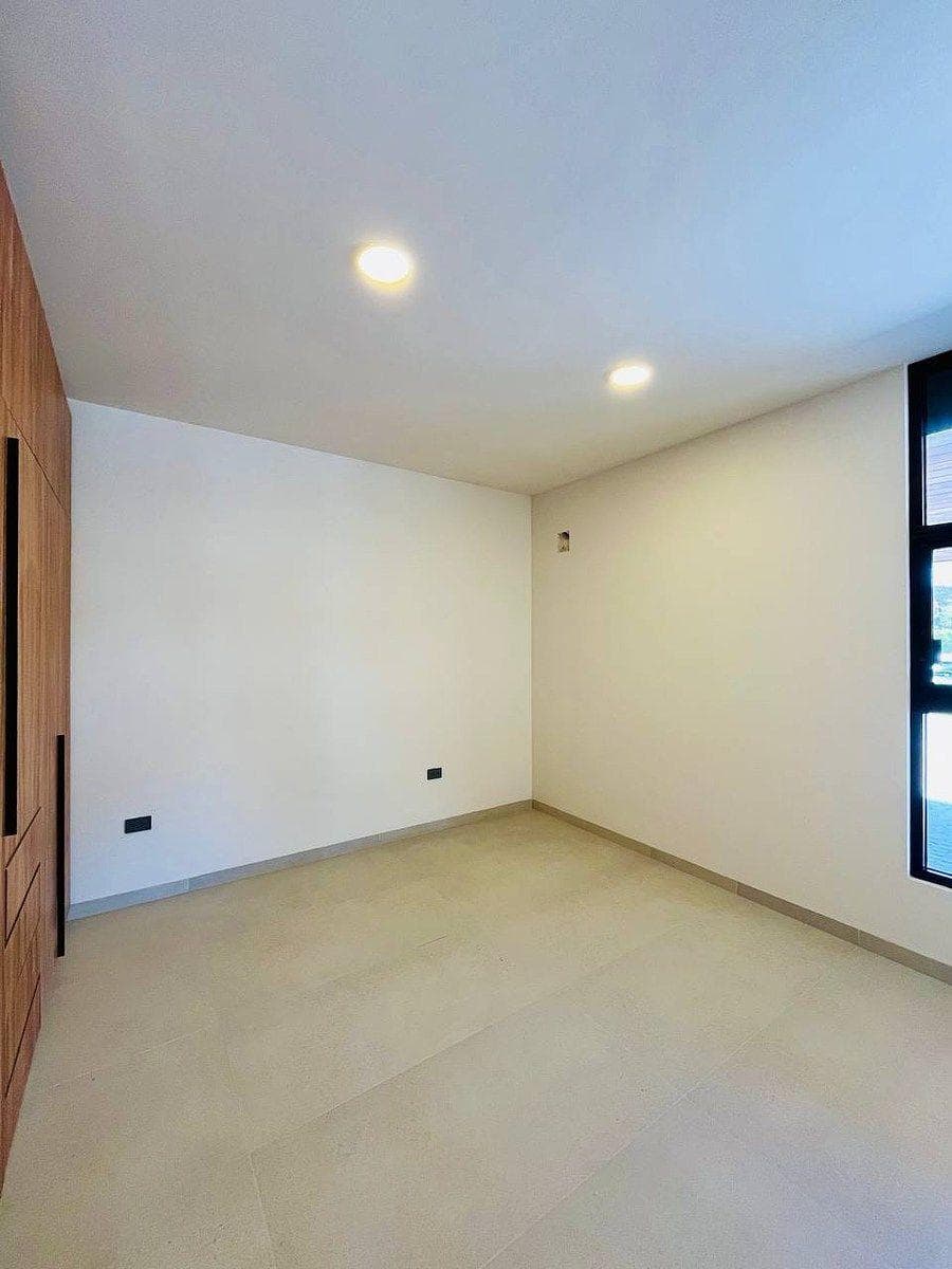 RESIDENCE IN ALTOZANO