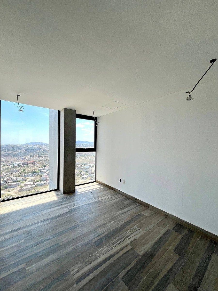 PRE-SALE OPPORTUNITY WITH A BIG DISCOUNT ON THE 25TH FLOOR