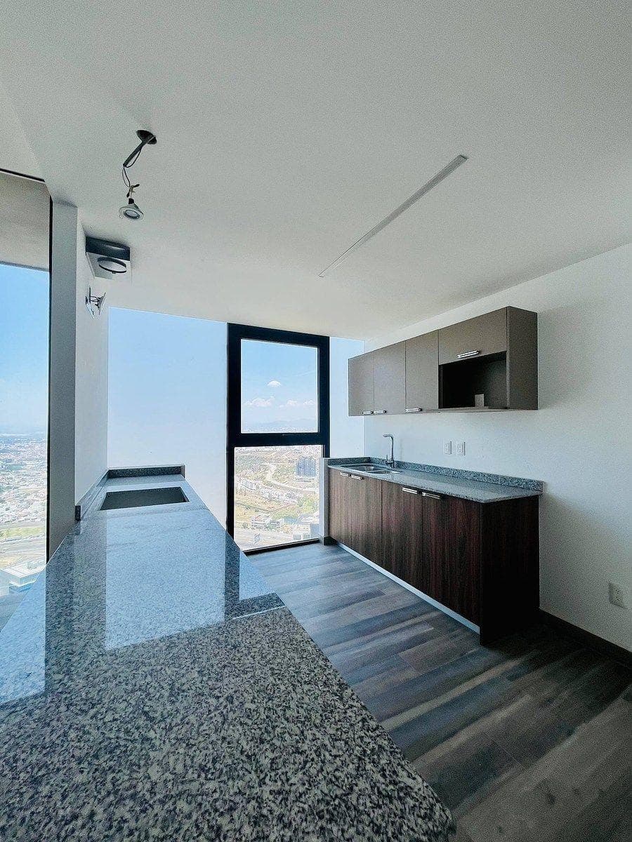 PRE-SALE OPPORTUNITY WITH A BIG DISCOUNT ON THE 25TH FLOOR