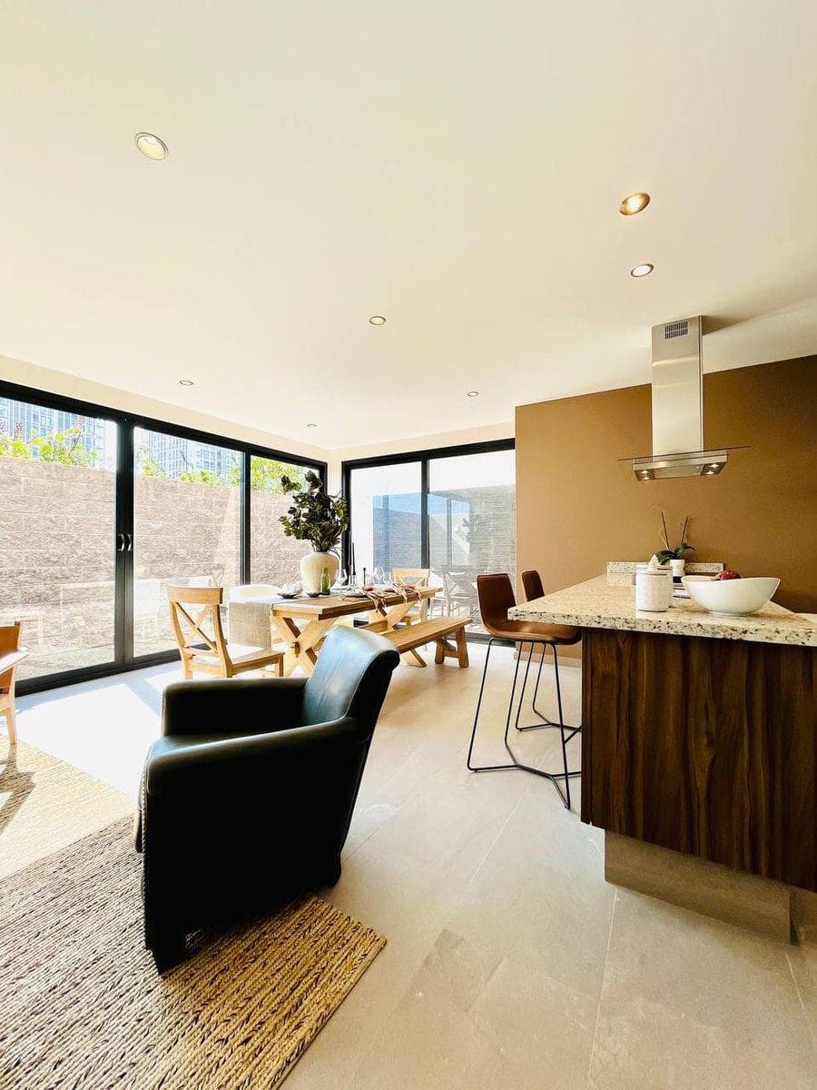 SPECTACULAR RESIDENCE IN ZIBATA