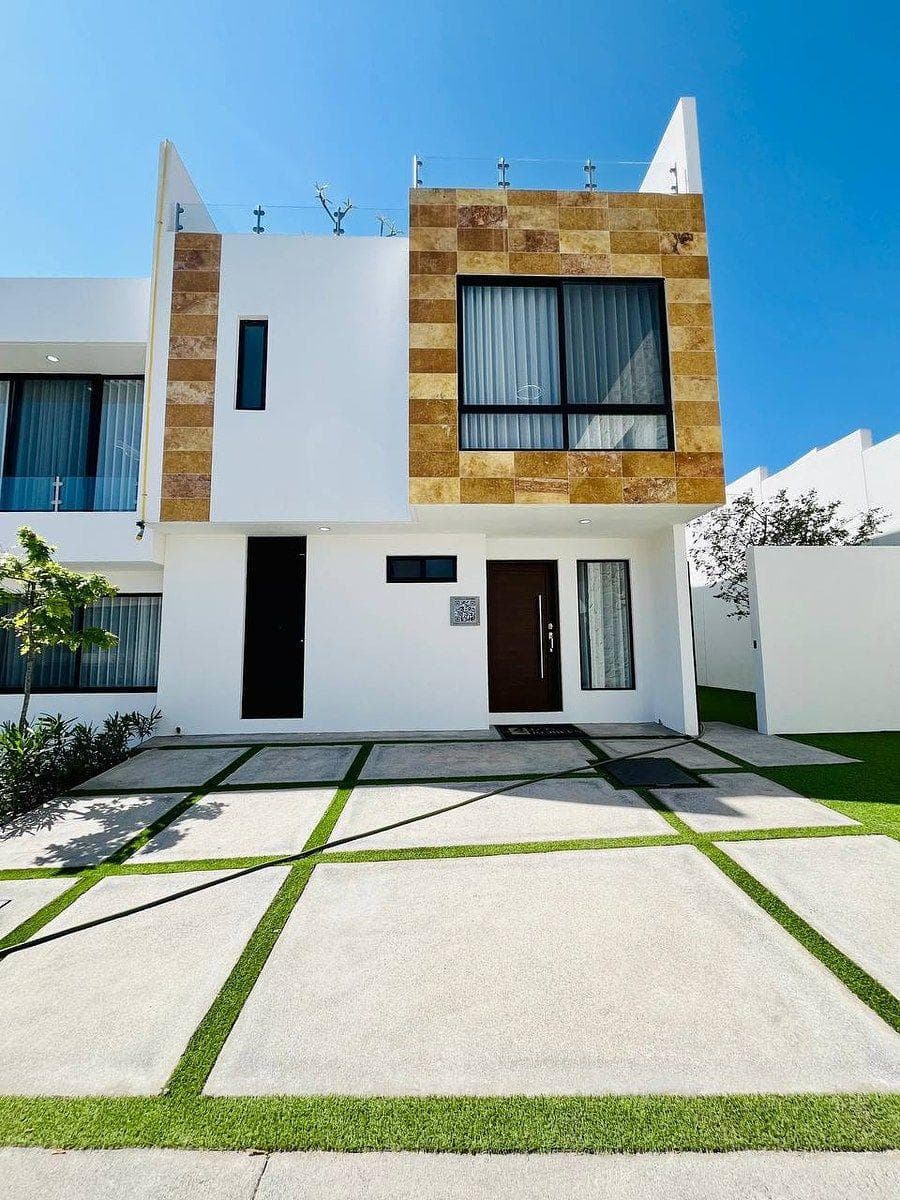 HOUSE FOR SALE ZIBATA ENCINO