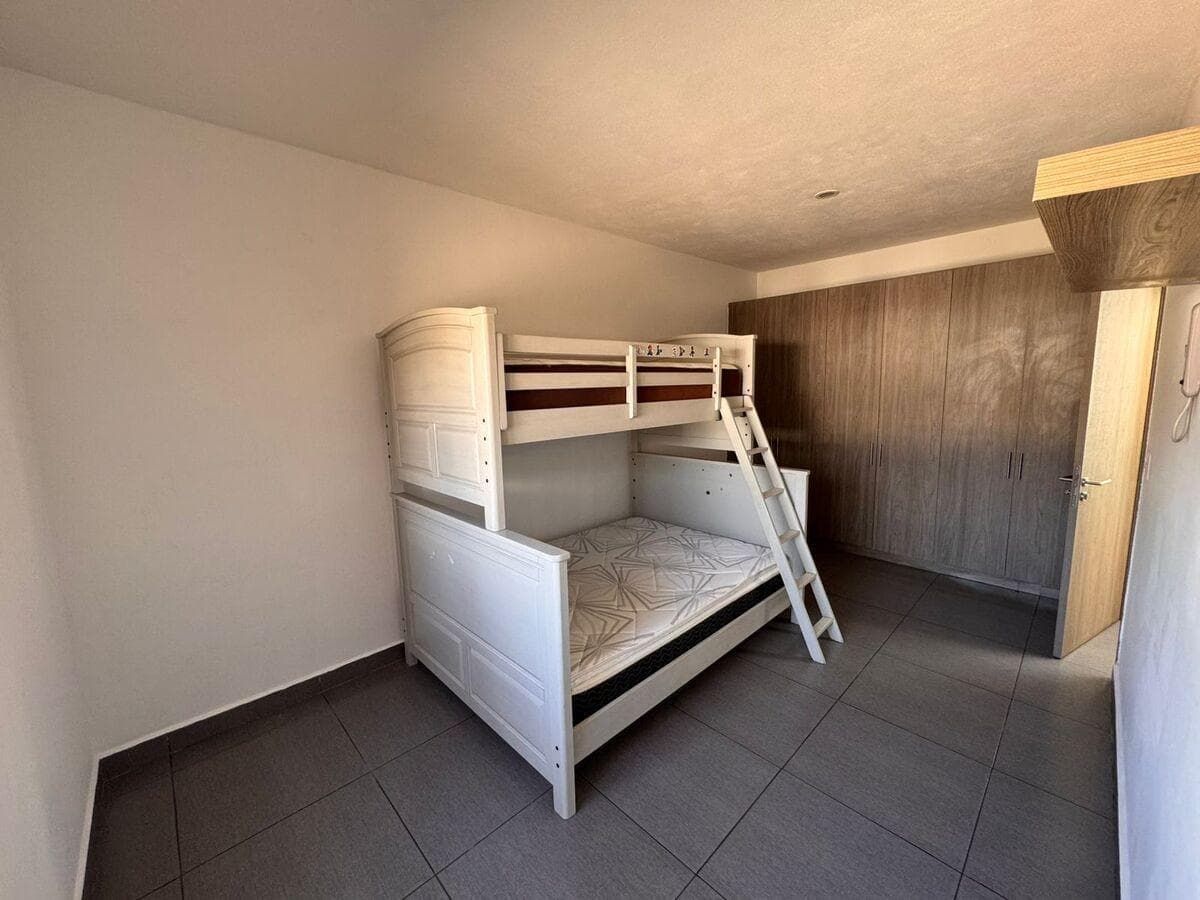 SUPER APARTMENT IN ALTOZANO