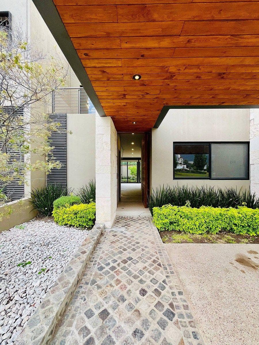 EXCELLENT HOME IN ALTOZANO