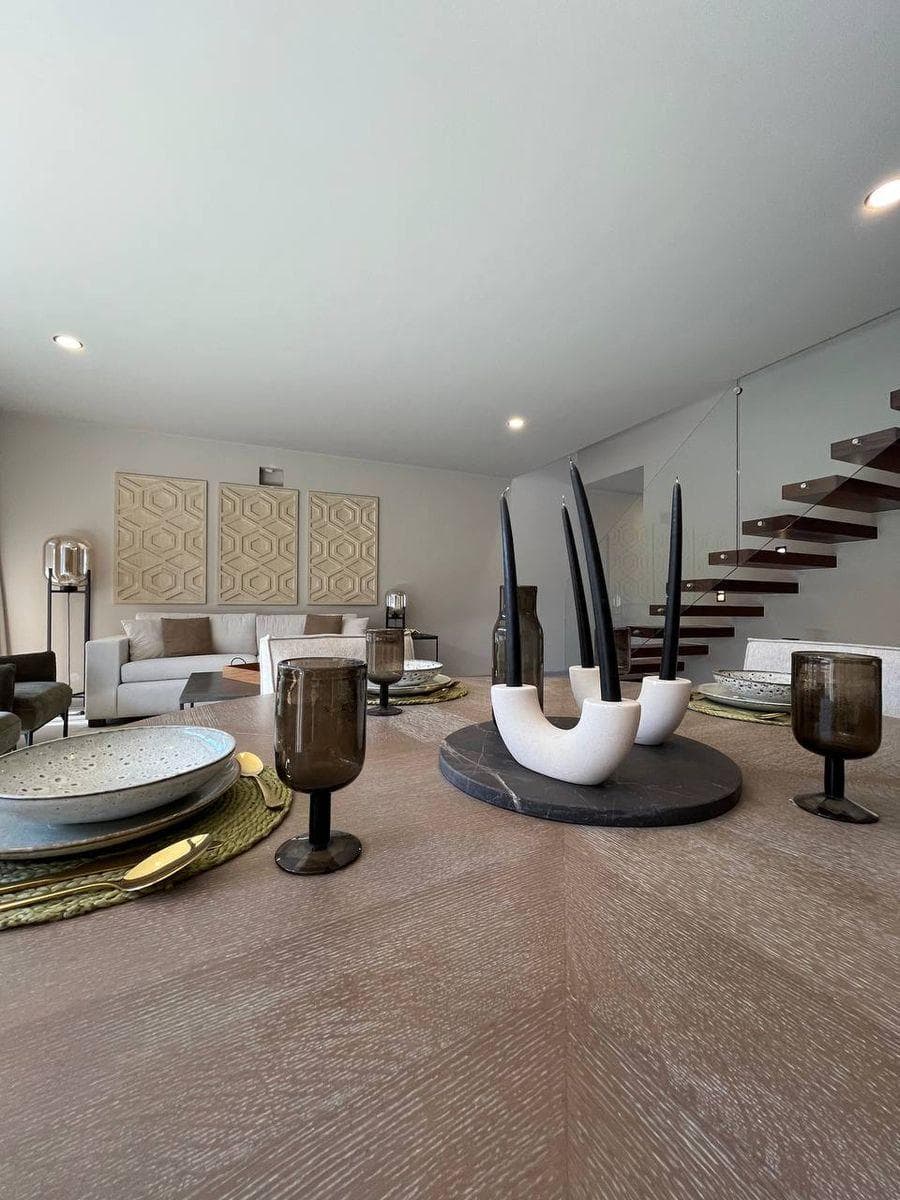 STUNNING HOME IN ALTOZANO