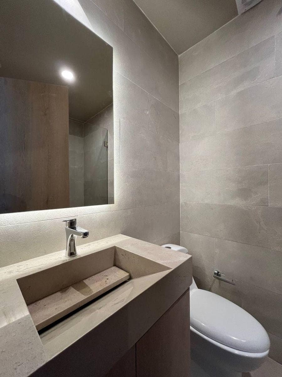 STUNNING HOME IN ALTOZANO