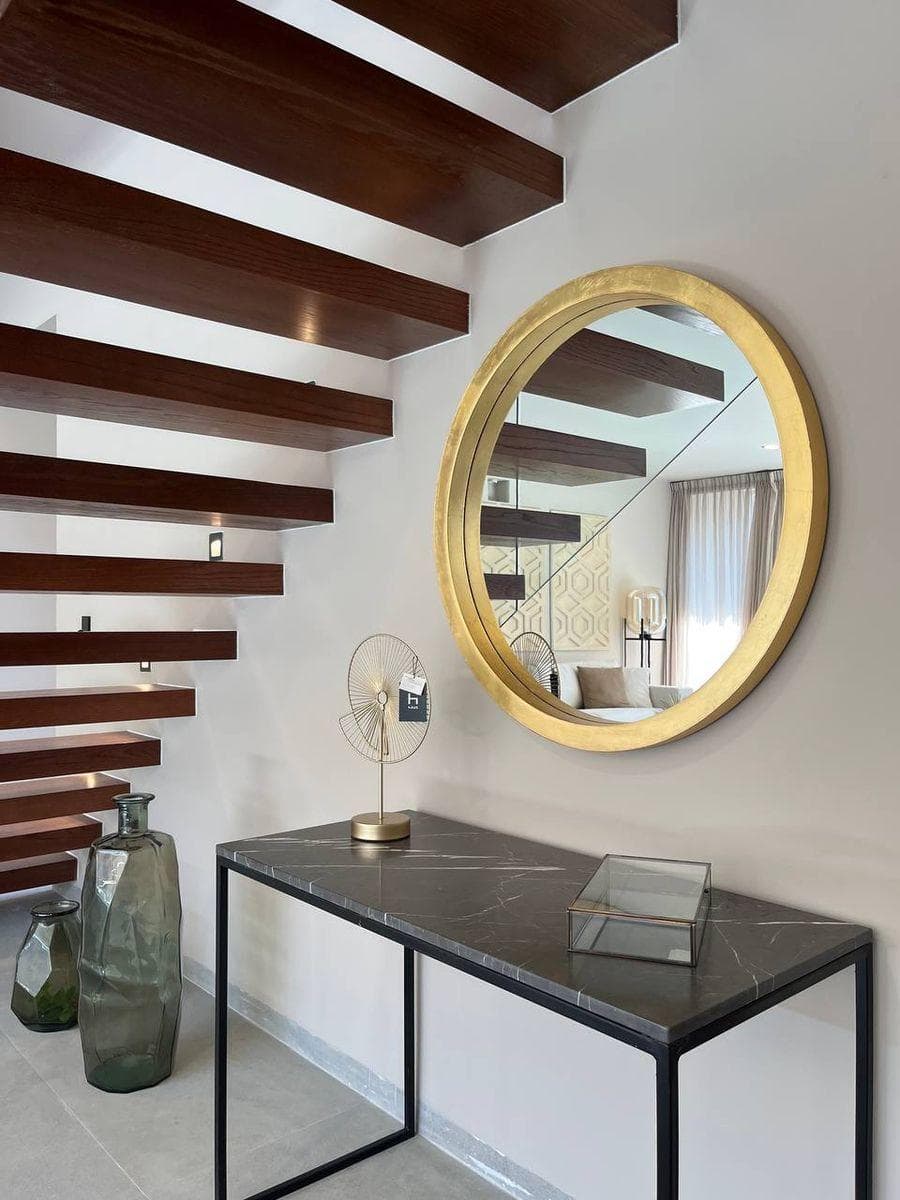 STUNNING HOME IN ALTOZANO