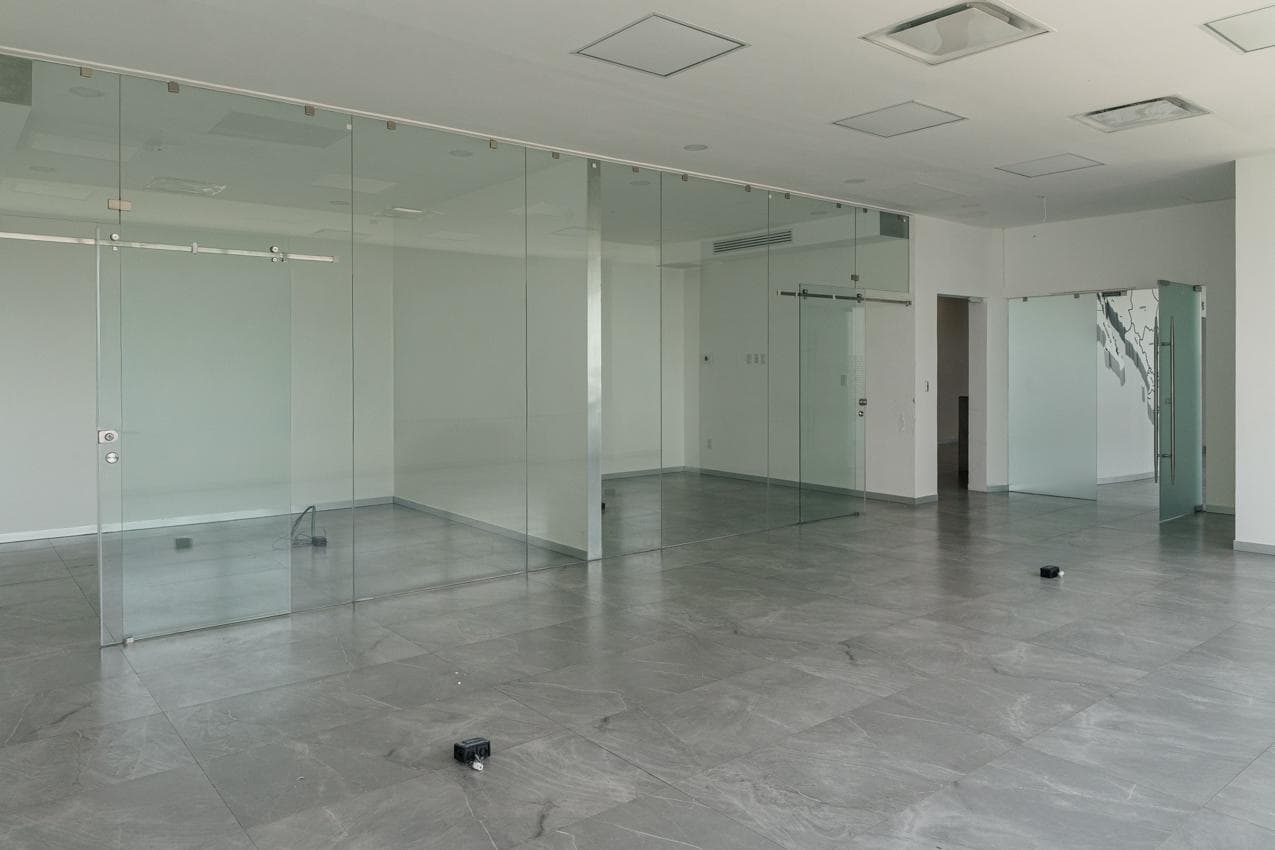 Office for Rent, Plaza Azuna, Cancún