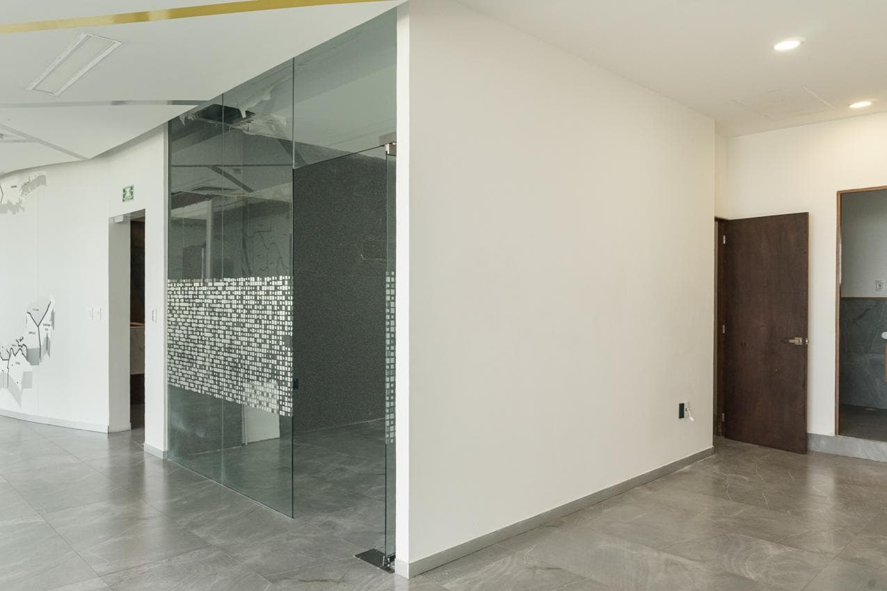 Office for Rent, Plaza Azuna, Cancún