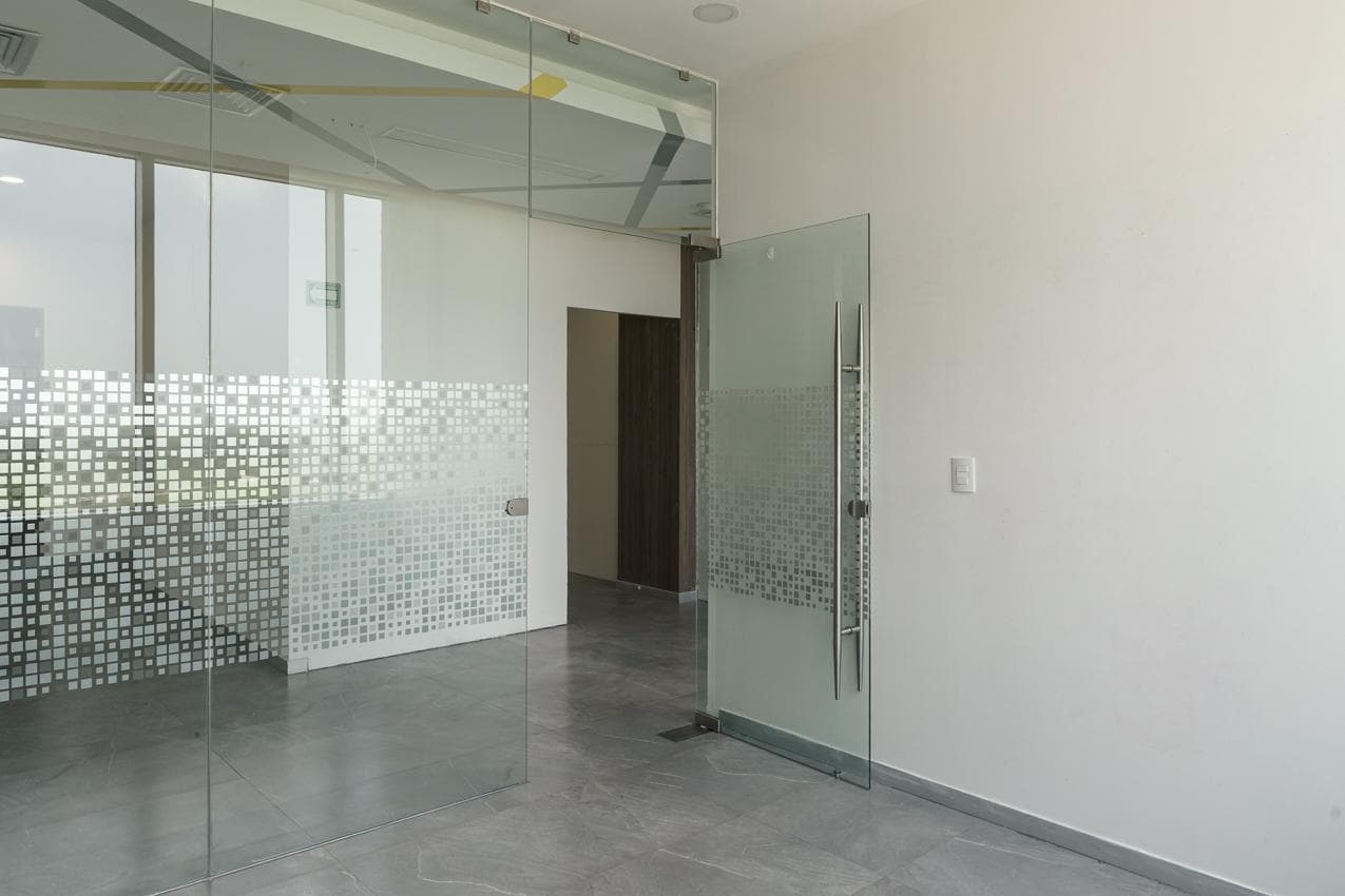 Office for Rent, Plaza Azuna, Cancún