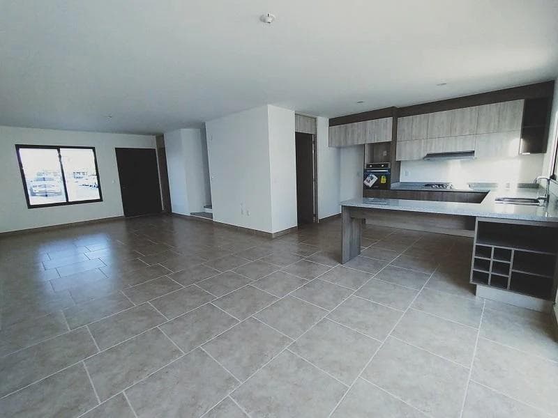 House for Rent with Garden and Pool in Torre de Piedra Gran Reserva, El Salitre