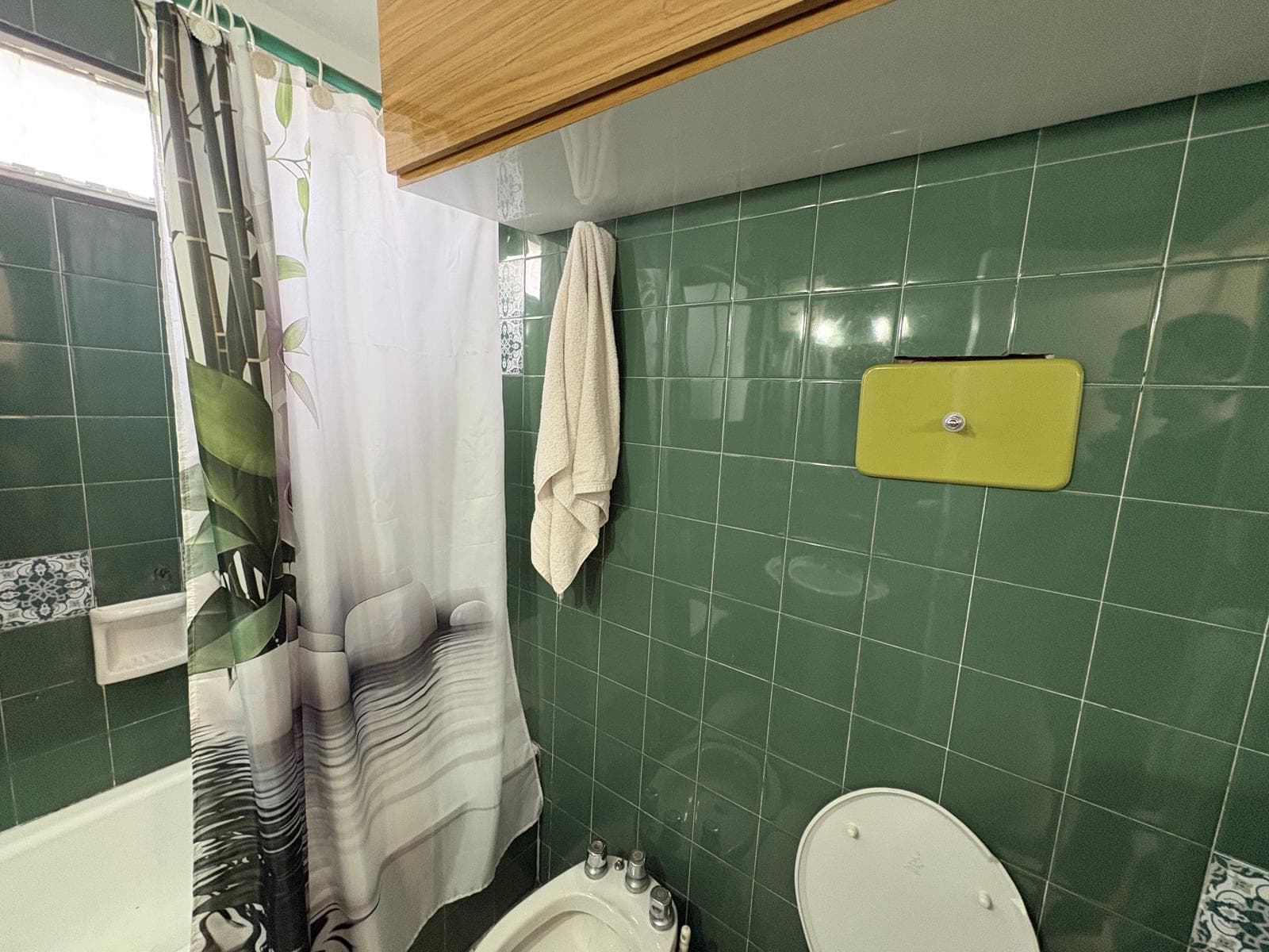 Spacious, furnished, fully equipped studio apartment for rent with a balcony in Recoleta