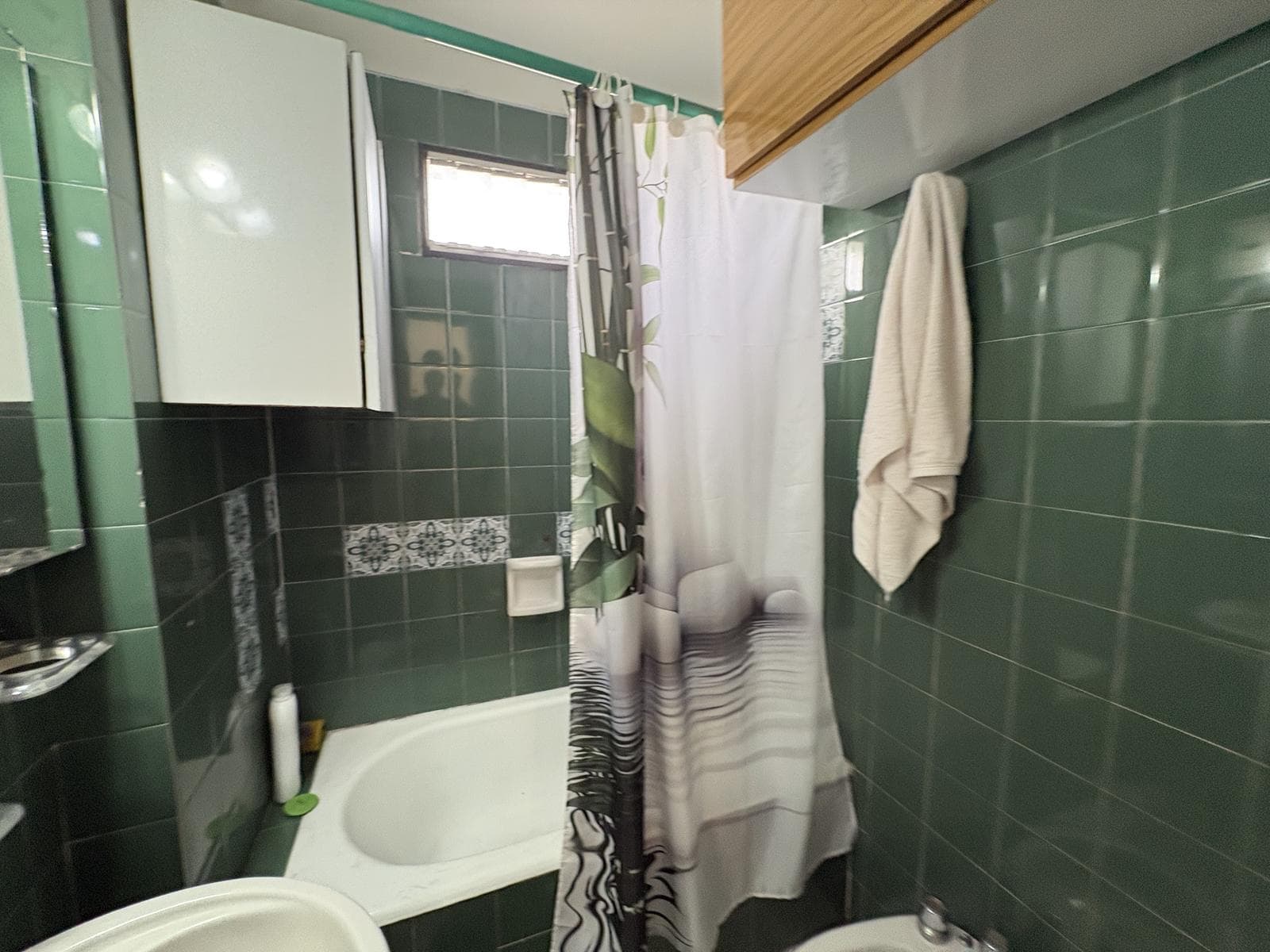 Spacious, furnished, fully equipped studio apartment for rent with a balcony in Recoleta