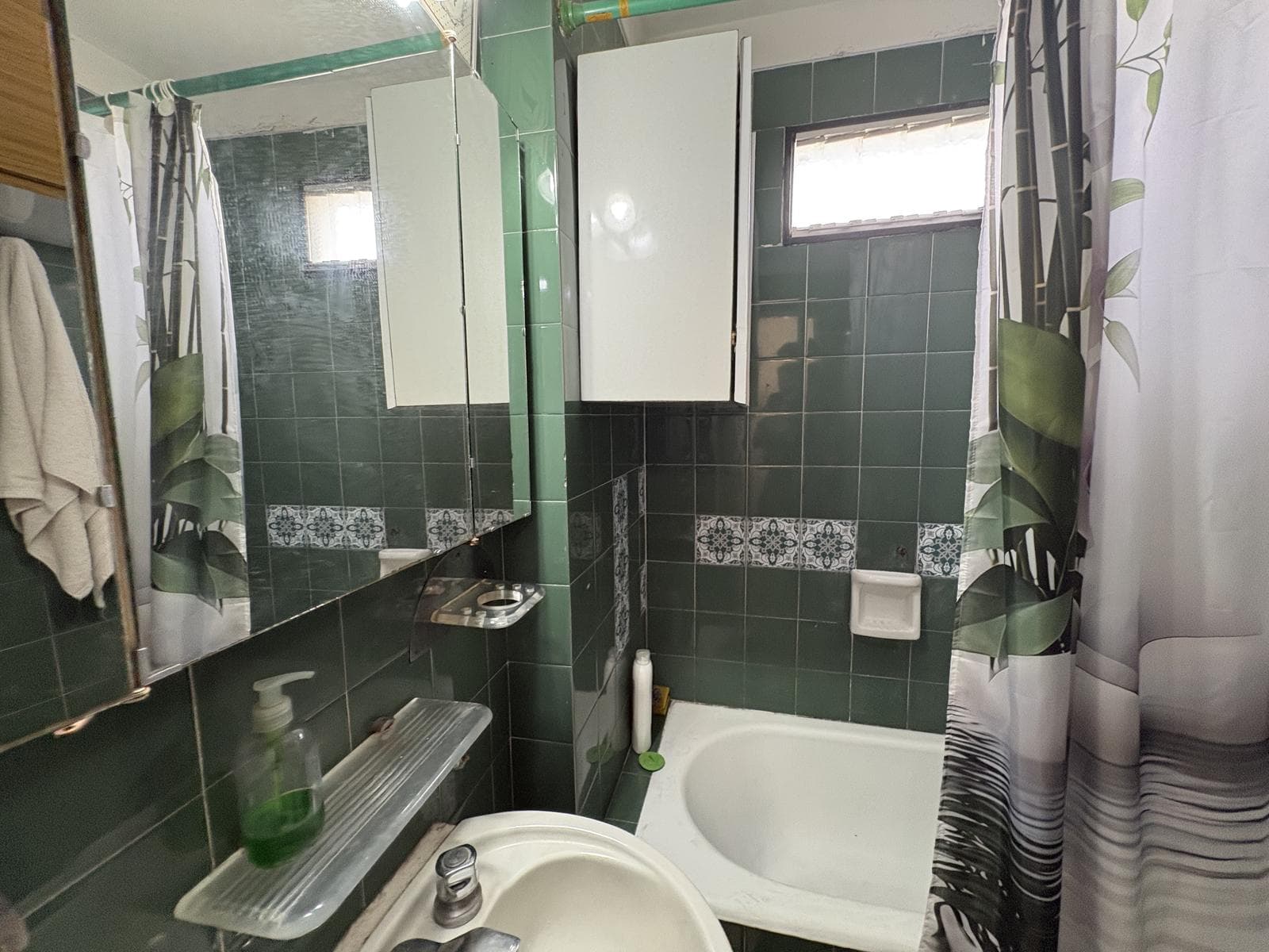 Spacious, furnished, fully equipped studio apartment for rent with a balcony in Recoleta