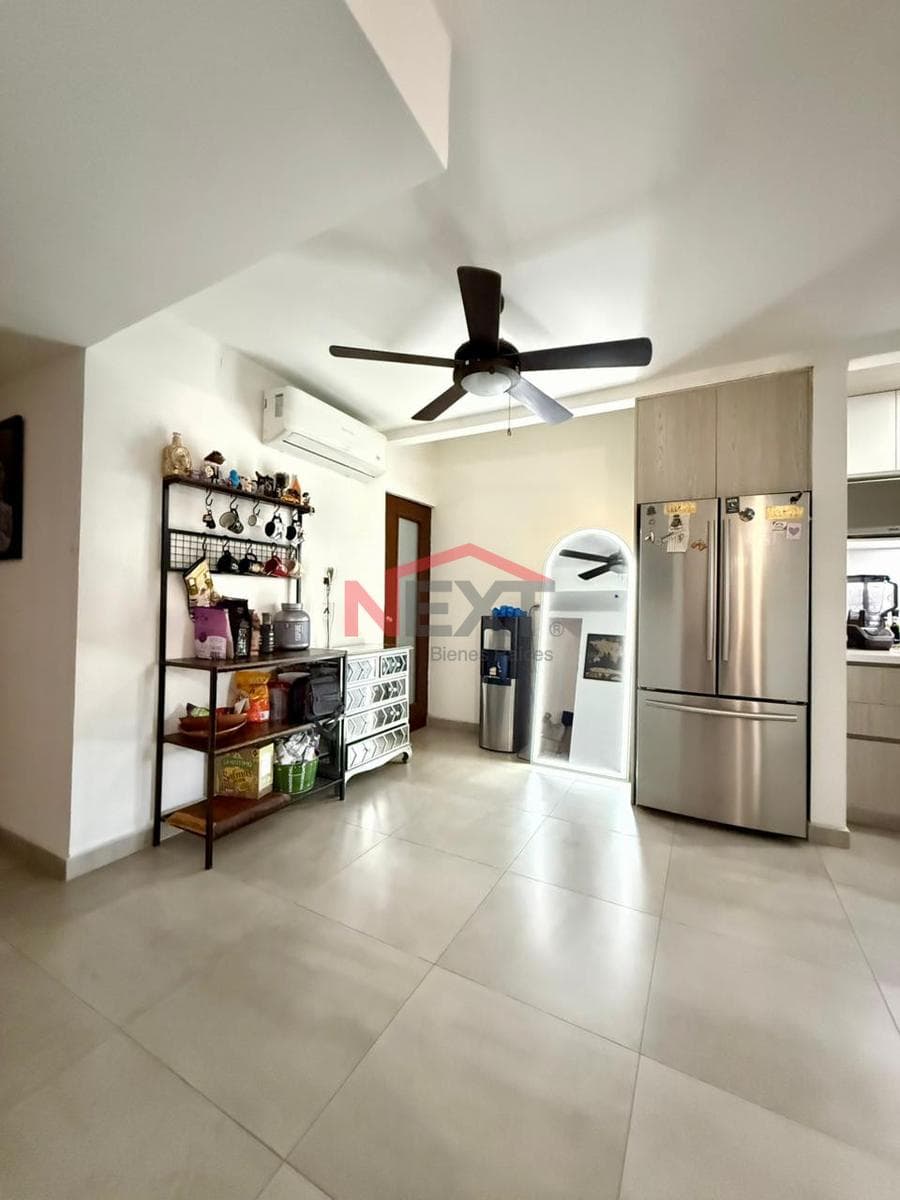 HOUSE FOR SALE IN SACRAMENTO RESIDENTIAL