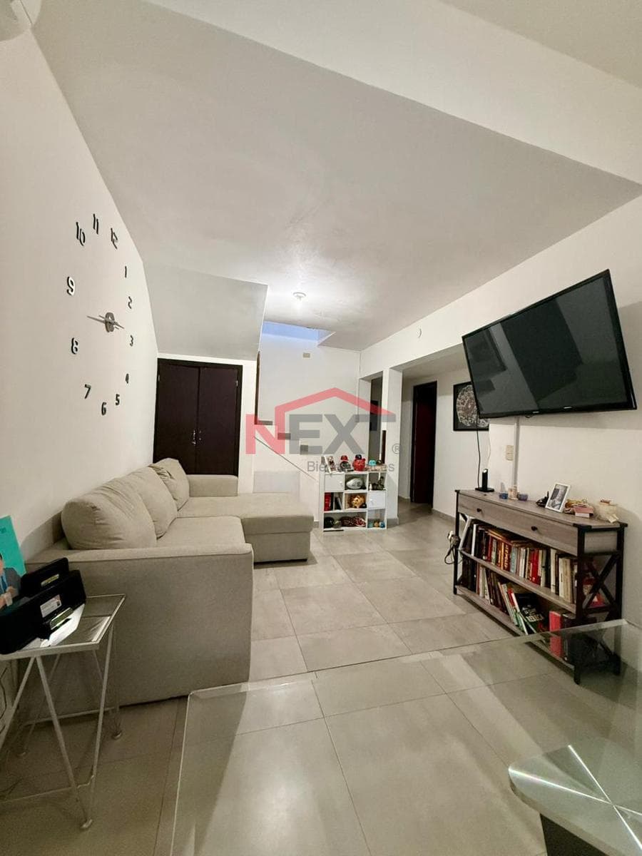 HOUSE FOR SALE IN SACRAMENTO RESIDENTIAL