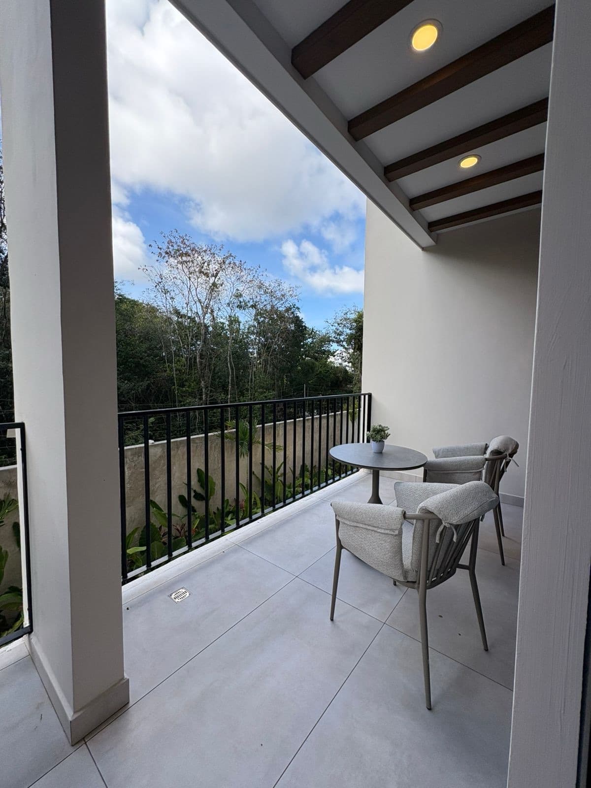 Apartment for Sale on Prol. La Luna