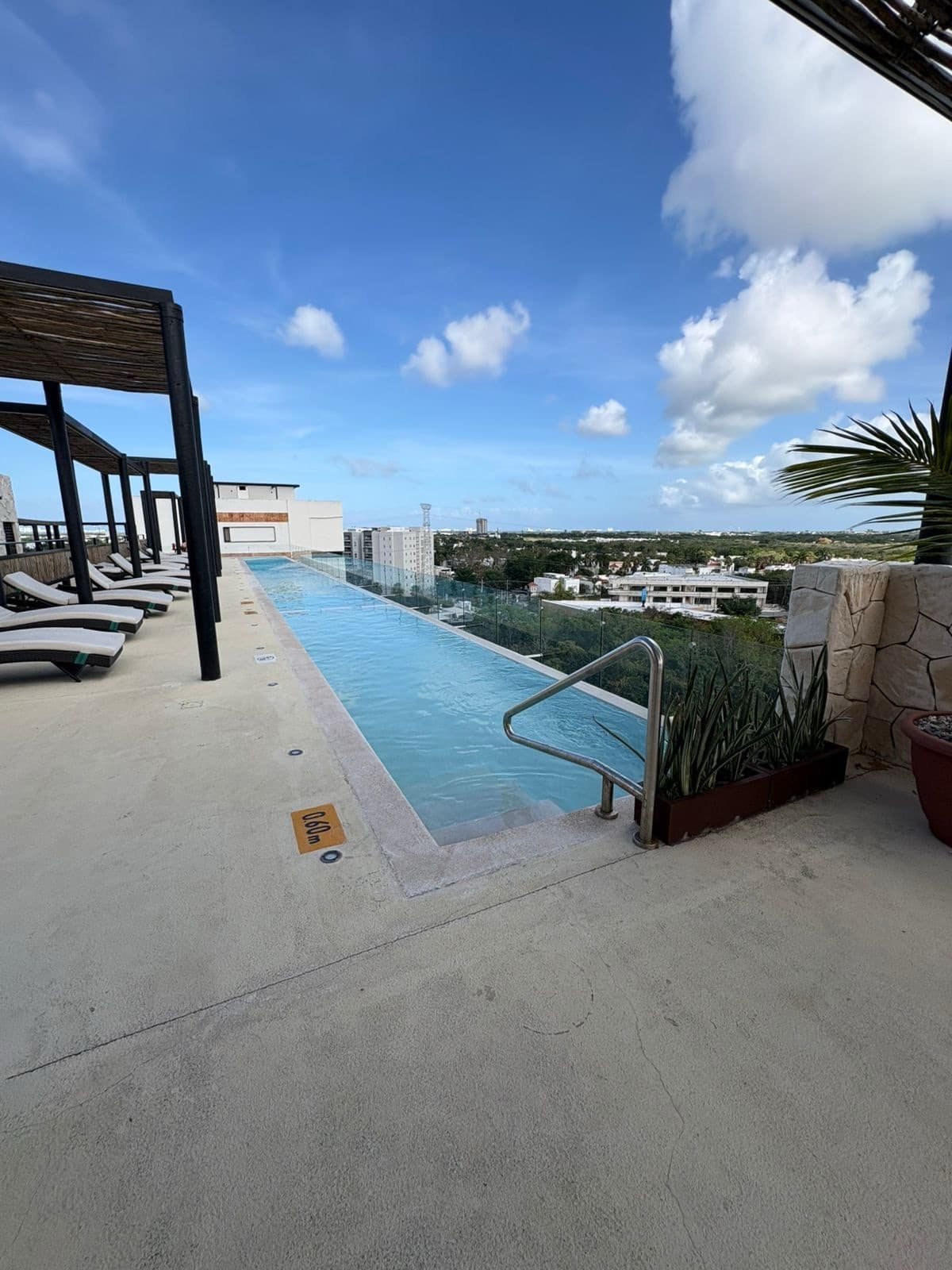 Apartment for Sale on Prol. La Luna