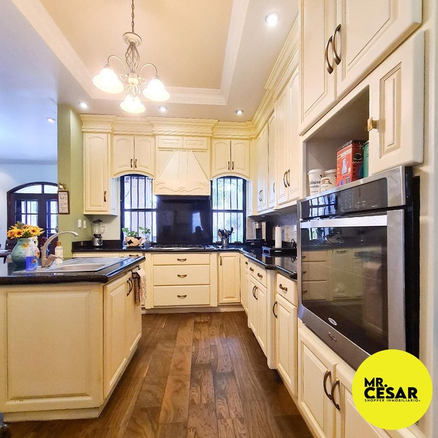 House for Sale in Santa Lucia Residencial