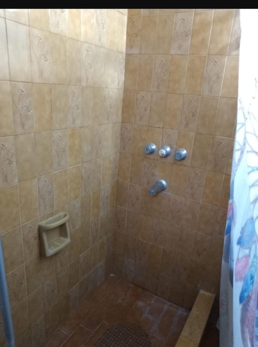 2-room house for sale with garage in A. Verde Lavallol, Lomas de Zamora