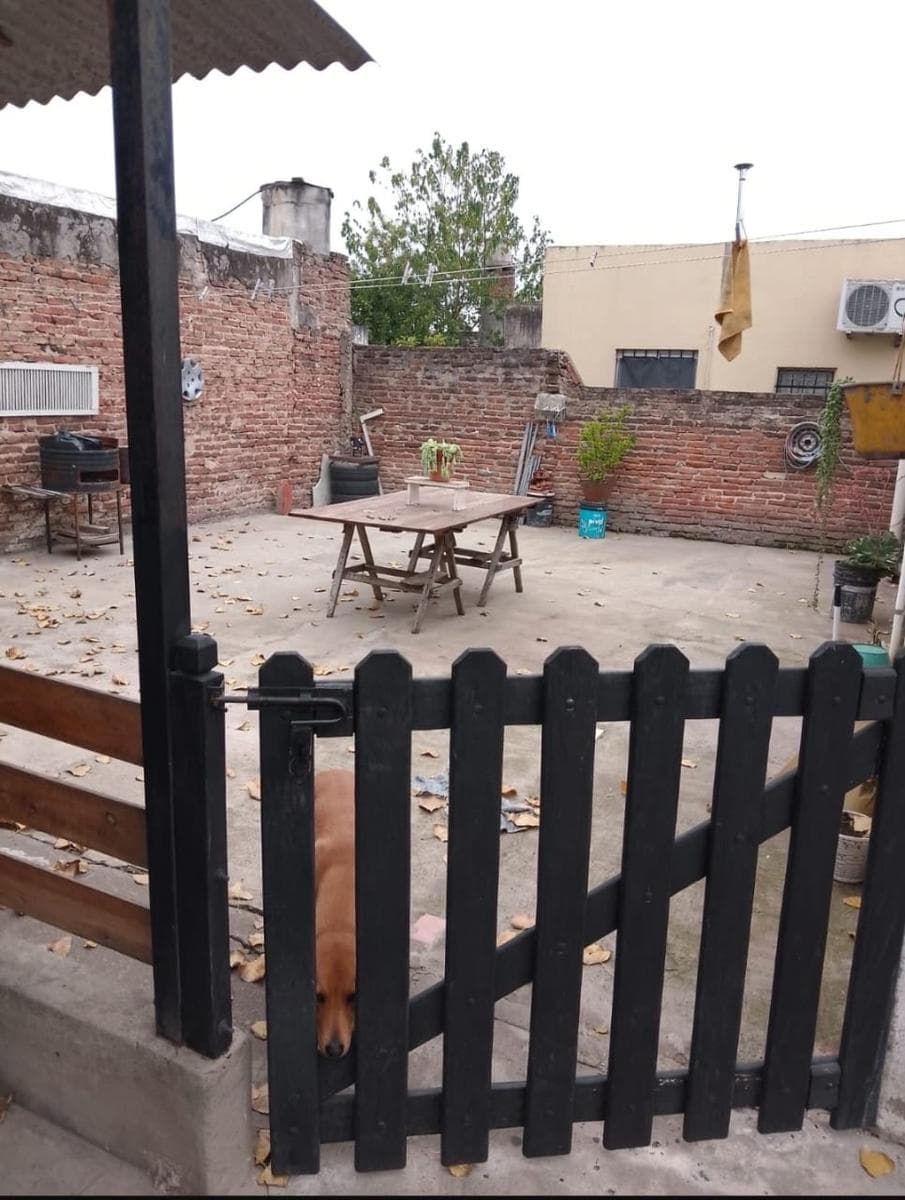 2-room house for sale with garage in A. Verde Lavallol, Lomas de Zamora