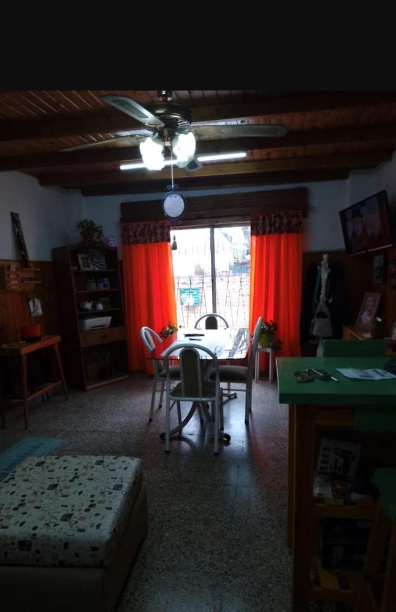 2-room house for sale with garage in A. Verde Lavallol, Lomas de Zamora