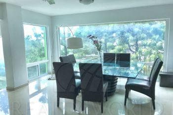 House for Sale in the Valley with a Pool, Basketball Court, Soccer Field, and Tennis Court