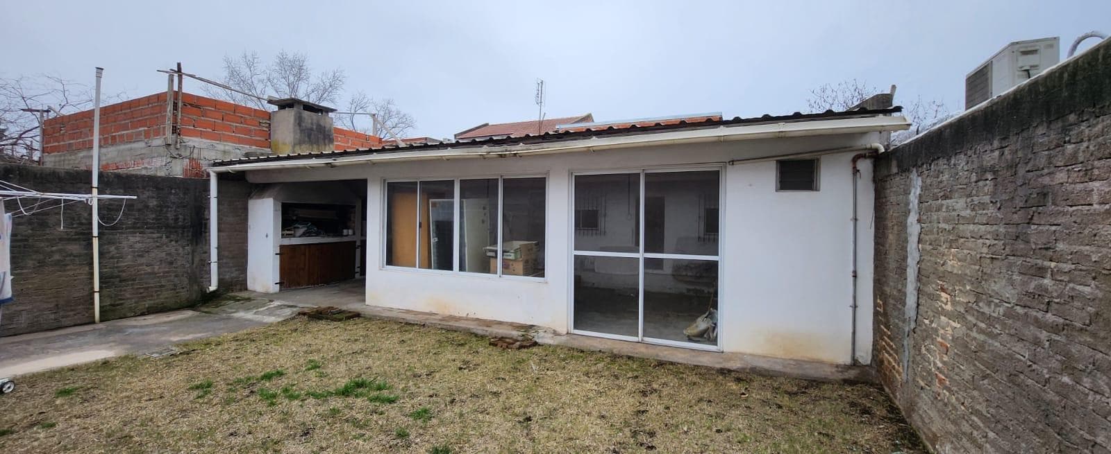 HOUSE FOR RENT IN THE MALVINAS ARGENTINAS NEIGHBORHOOD OF ALMIRANTE BROWN.