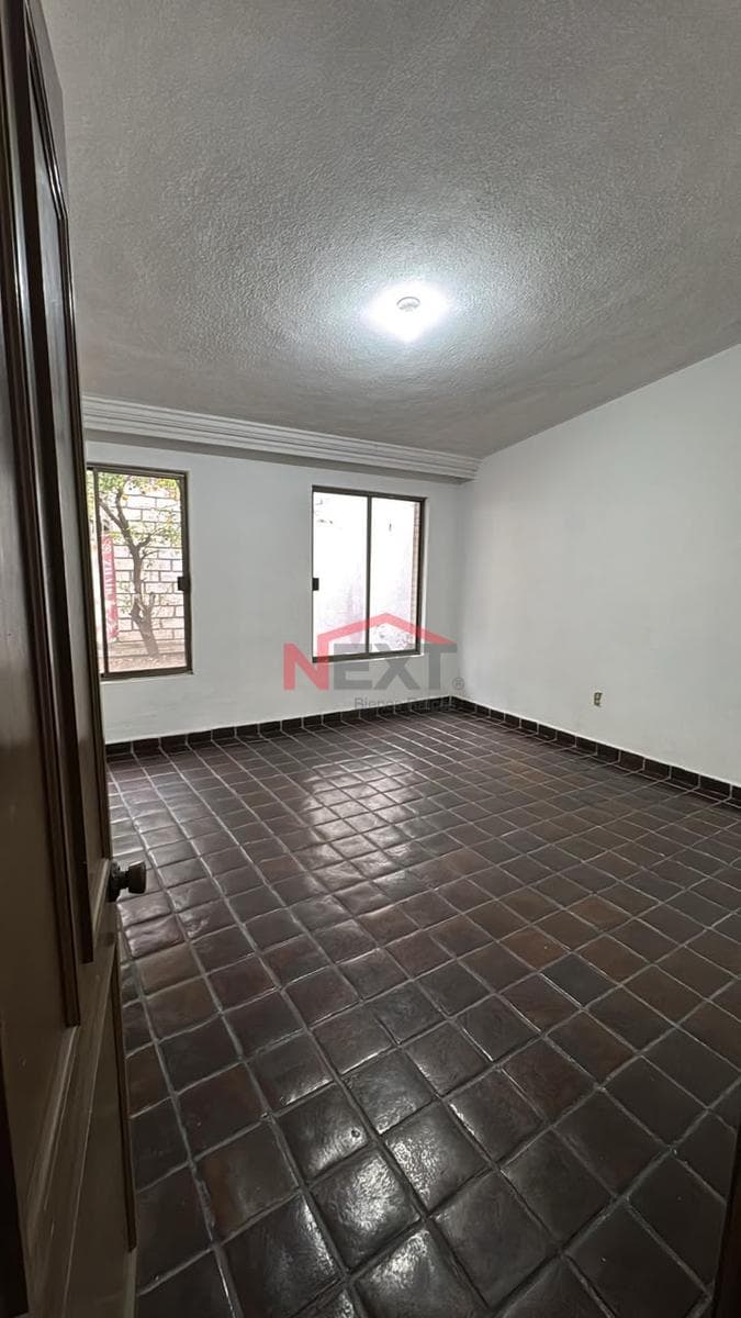 HOUSE FOR RENT WITH BEDROOMS ON THE GROUND FLOOR IN THE NORTHERN AREA